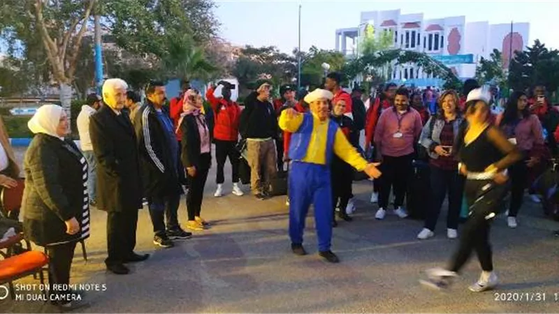 بالسمسمية جامعة القناة تستقبل وفود الملتقى الرياضى للوافدين.صور