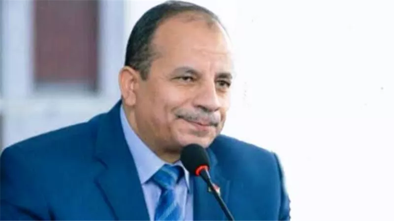 التقدم للوراء