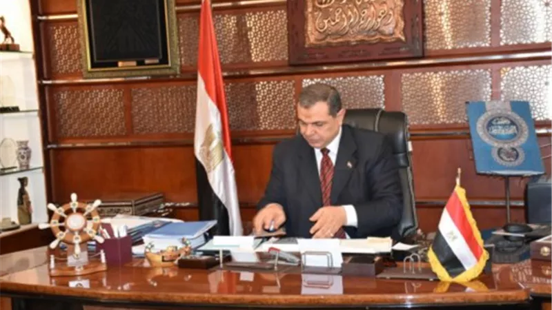 القوى العاملة: فض إضراب 27 عاملا ببني سويف