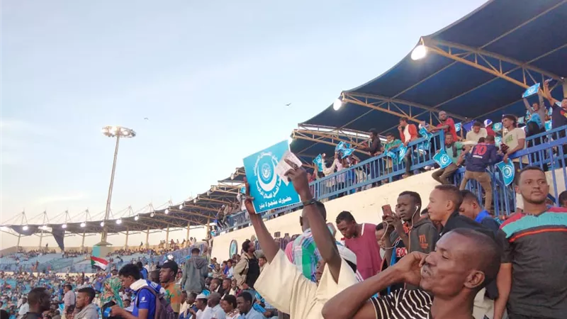 مباراة الأهلى والهلال .. بالصورة .. جماهير الأزرق تحتشد فى ستاد الجوهرة بأم درمان