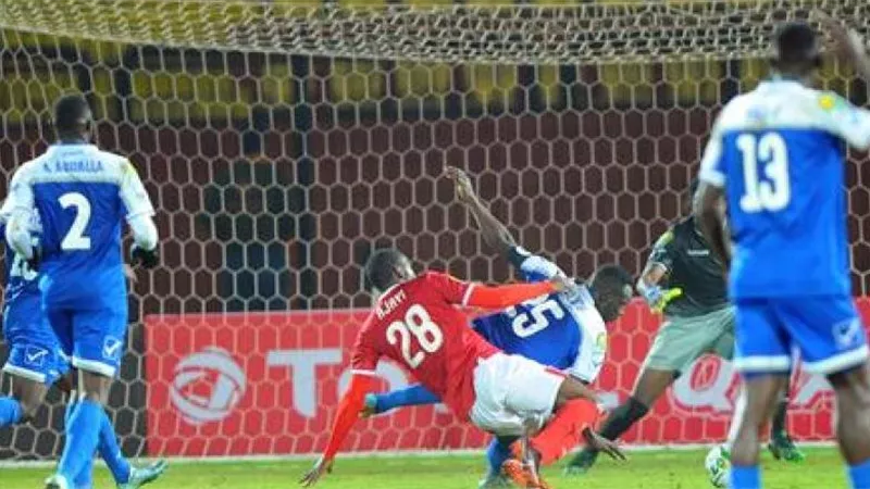 مباراة الأهلى والهلال .. نهاية الشوط الأول بدون اهداف