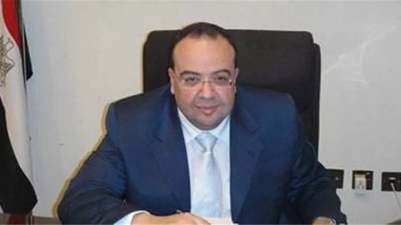سفير مصر بالسودان يطمئن الجماهير على بعثة الاهلى.. 