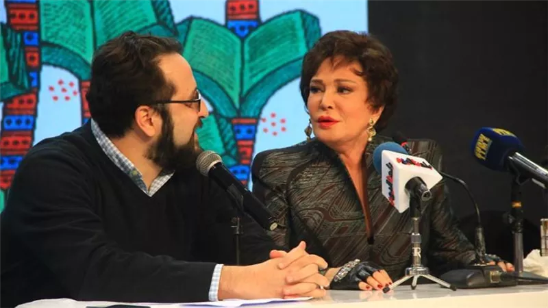 لبلبة تتعرض لموقف محرج فى معرض الكتاب