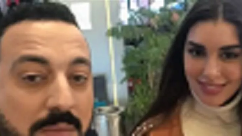 دياب يتغزل فى جمال ياسمين صبرى .. فيديو
