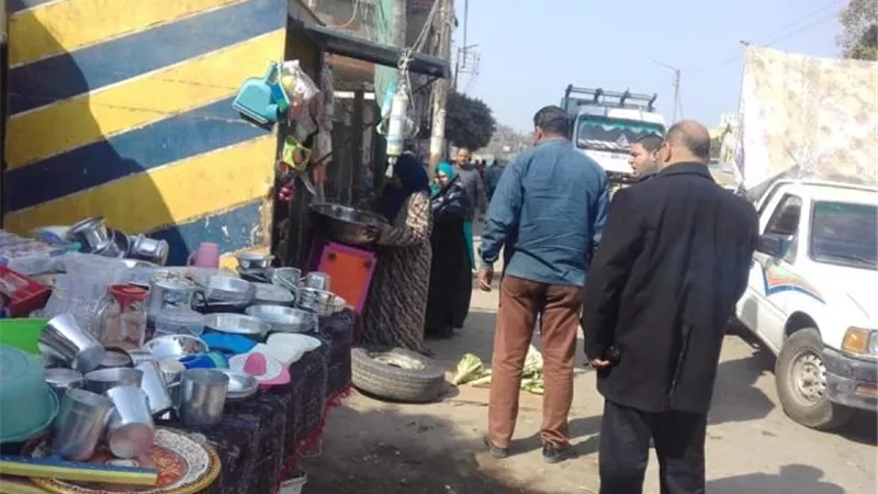 تحرير 44 محضر لرفع الاشغالات وتحقيق الأنضباط بشوارع ديروط