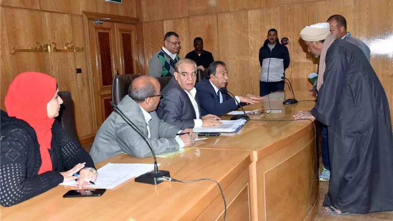 موافى يترأس اليوم المفتوح بالأقصر