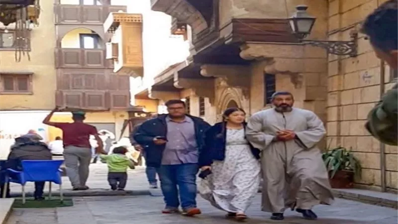 بعد عودتها للتمثيل.. أول صورة لـ ليلى أحمد زاهر من كواليس 