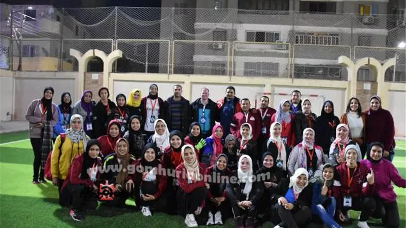 جامعة السادات تشارك بمعرض الفنون التشكيلية بـأسبوع فتيات الجامعات بالفيوم