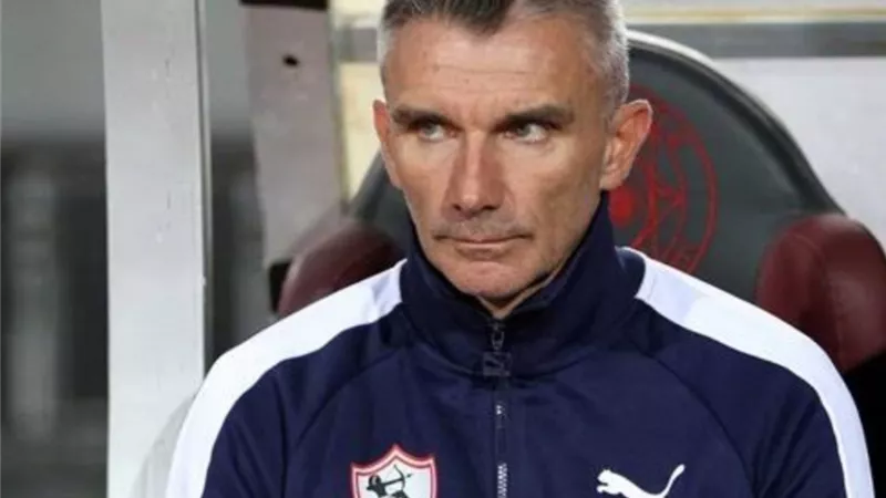 الزمالك يضغط علي كاريترون بسبب أوزان اللاعبين
