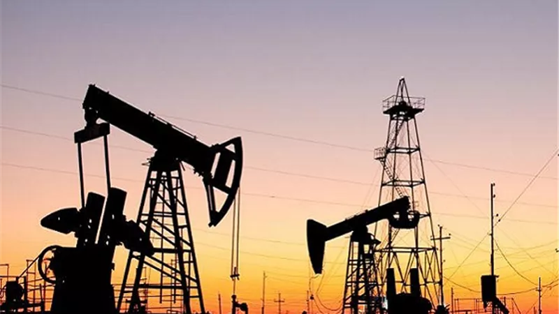 انتعاش أسعار النفط بدعم من تخفيضات إنتاج خام أوبك