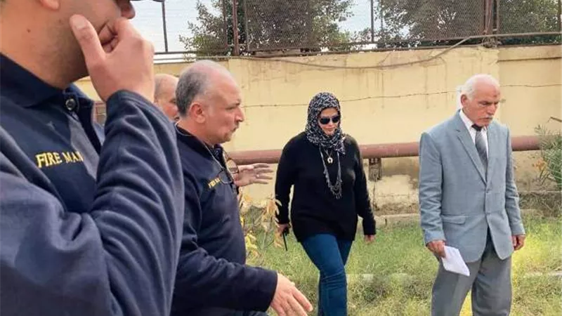 السيطرة على حريق شب بمصنع قها للأغذية المحفوظة.. بالصور