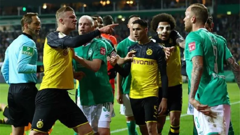 بالفيديو.. دورتموند يخرج من كأس ألمانيا بالهزيمة أمام فيردر بريمن