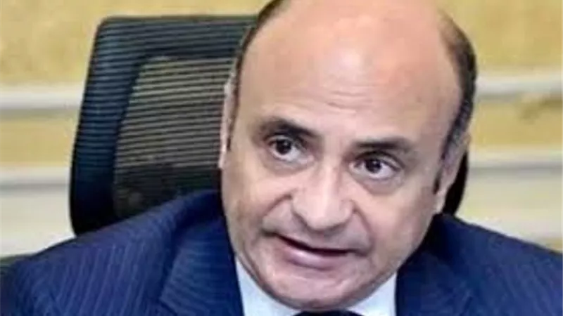 وزير العدل يفاجئ مكتب توثيق مدينة نصر بزيارة تفقدية