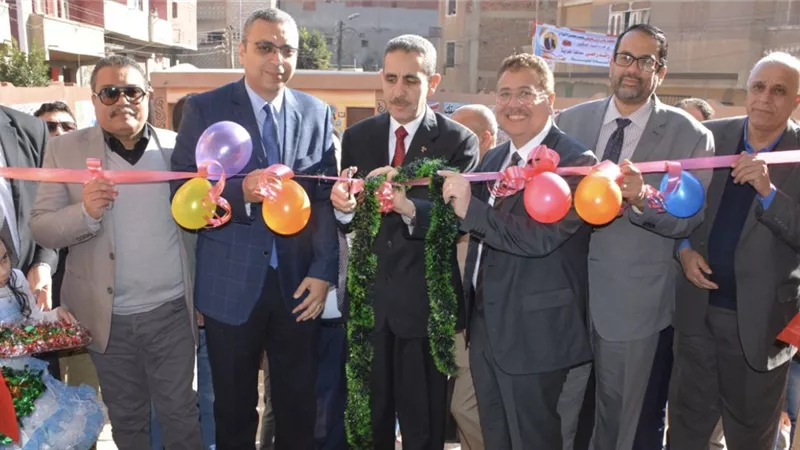 رحمى وعطا يفتتحا مدرسة مؤسسة صبحى ذيدان الإبتدائية بقرية ميت يزيد بالسنطة