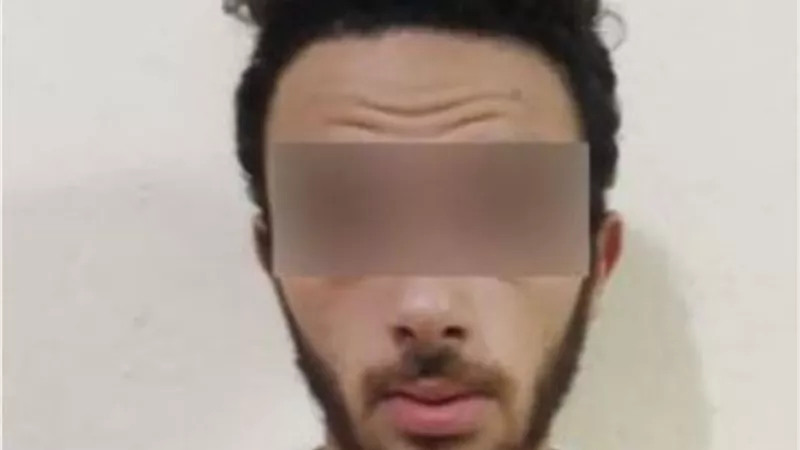 حبس طالب بدار السلام انهى حياه عامل بطعنة بالقلب.. والسبب صادم