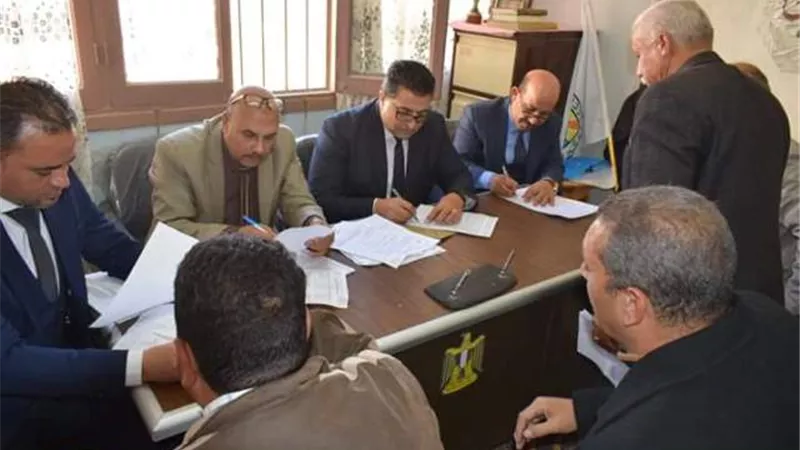 مدير تعليم جنوب سيناء يترأس لجنة مقابلة المرشحين لأعمال امتحانات الثانوية العامة.صور