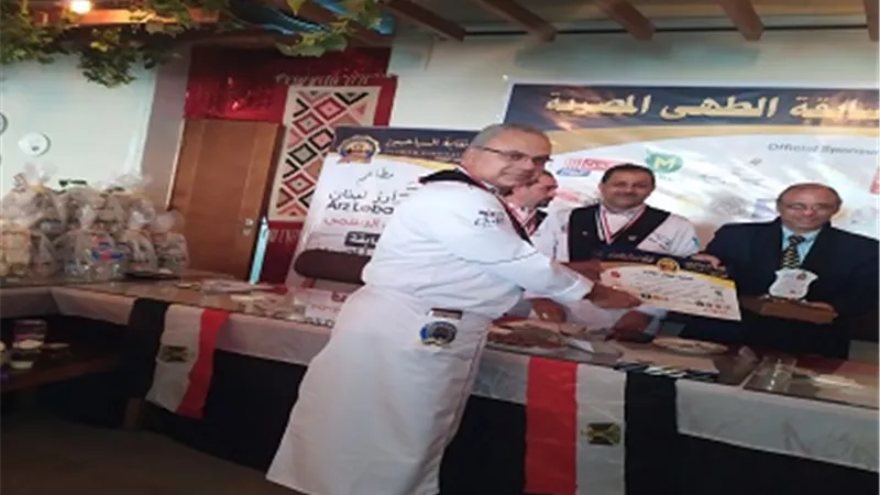 جوائز مسابقة الطهى للجنة الطهاة بنقابة السياحيين..صور