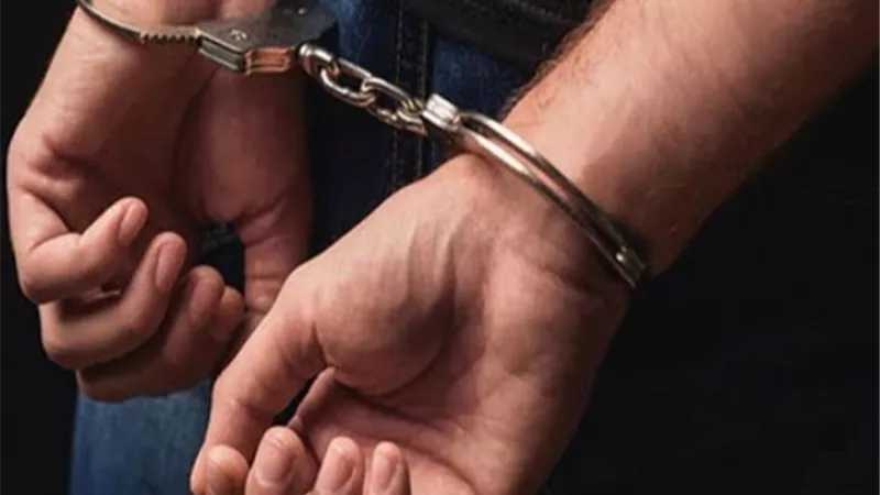 سرقة أجهزة تابلت ومراوح من مدرستى باسيوط