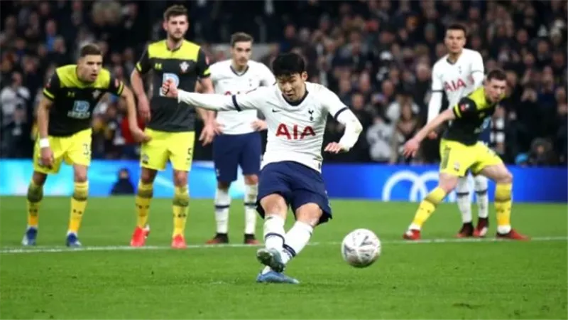 بالفيديو.. توتنهام يتجاوز عقبة ساوثهامبتون بصعوبة في كأس الاتحاد