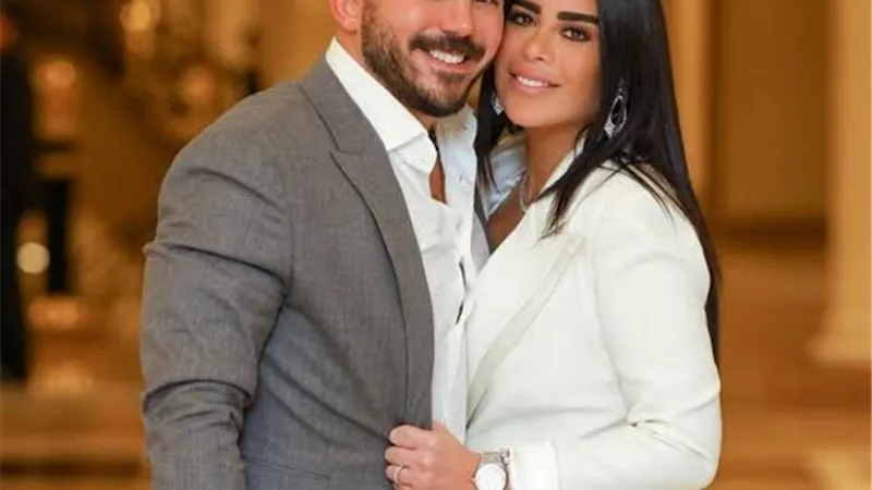 شاهد بالصور : نجل زوجة محمود العسيلي من زوجها الأول