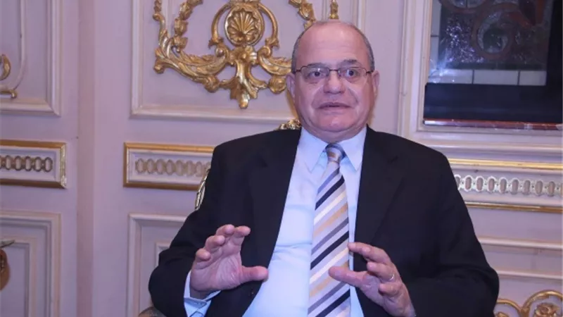 النائب حسن بسيونى: حل مشكلات المصانع المتعثرة يعيد شعار صنع في مصر