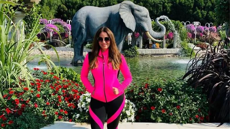 إطلالة مبهجة وظهور رائع للفنانة نرمين الفقي