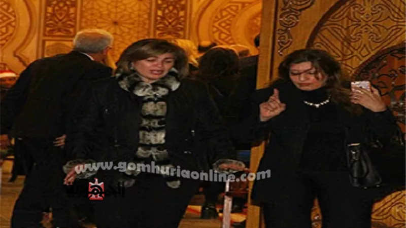 إلهام شاهين تنهار فى عزاء النجمة نادية لطفى
