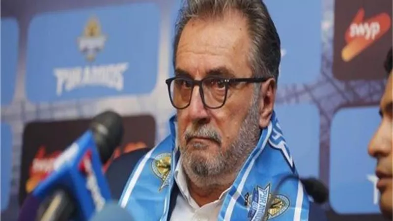 أول تعليق من مدرب بيراميدز بعد الهزيمة من الأهلي