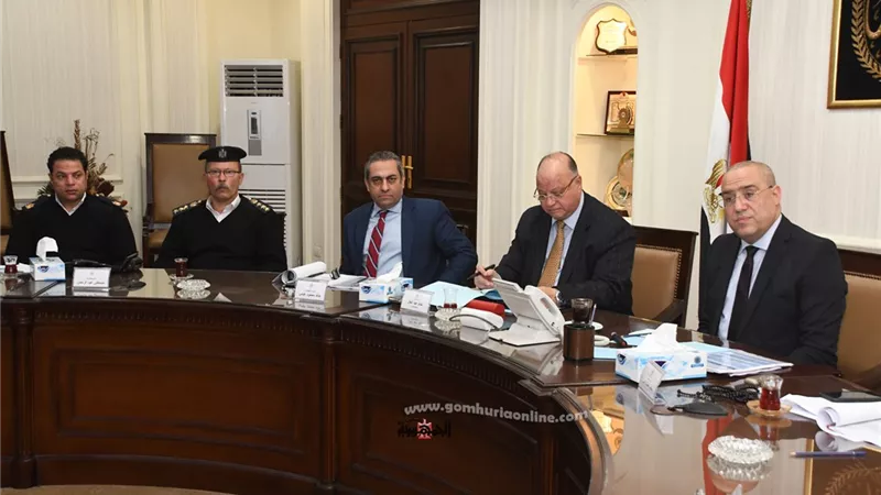 وزير الإسكان ومحافظ القاهرة يتابعان تنفيذ مشروع تطوير 