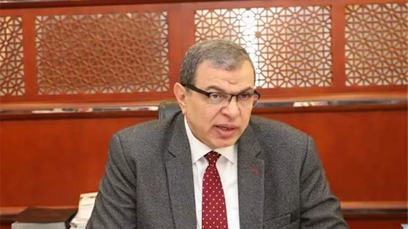 القوى العاملة: تعيين 672 شابًا منهم 12 من أصحاب الهمم بالقطاع الخاص في البحر الأحمر