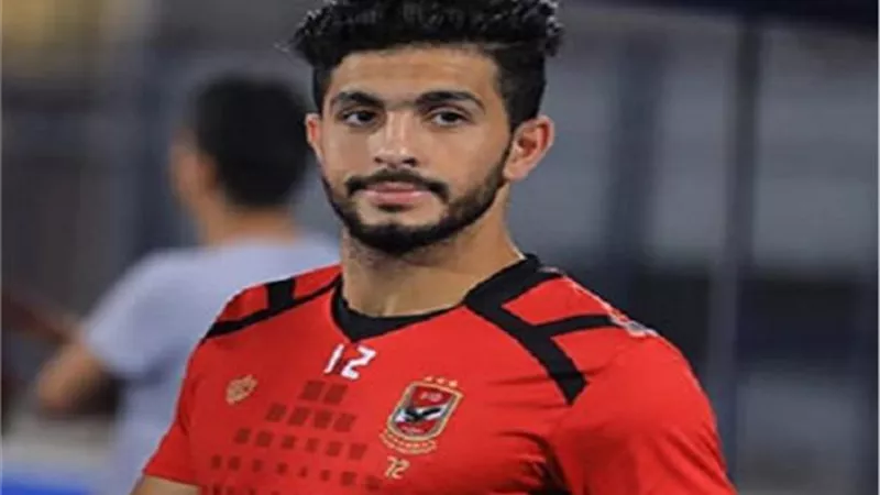 ظهير ايسر الاهلى يؤدى تدريبات خفيفة