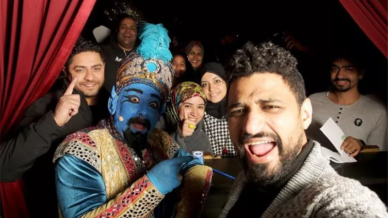 العفريت ثروت يفاجئ شريف صبري والجمهور في مسرح كايرو شو