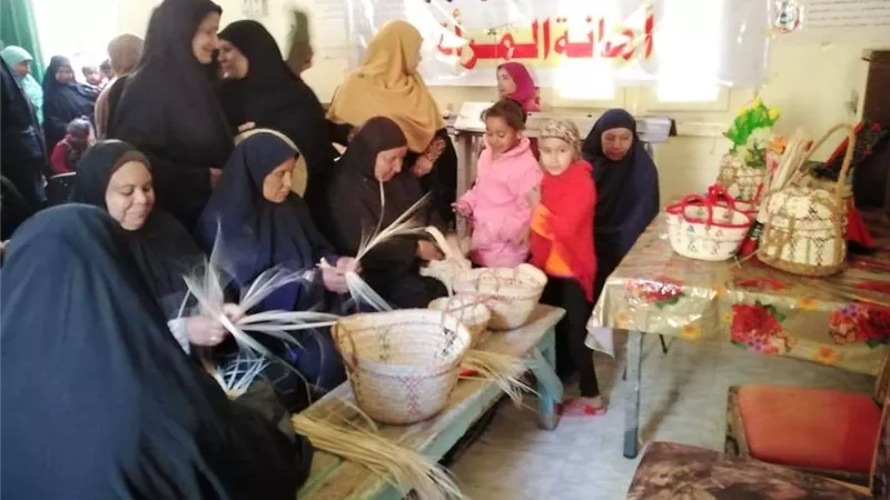 لخلق فرص عمل مستقبل وطن ينظم ورشة تدريبية على الصناعات الحرفية بالوادى الجديد