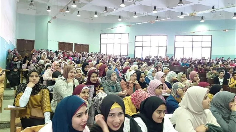 إنتظام الدراسة بكليات جامعة بنها مع بدء الفصل الدراسى الثانى