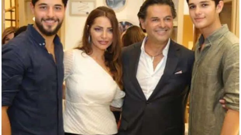 ابن راغب علامة يشعل السوشيال ميديا برفقه والده