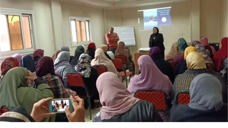 قومي المرأة بالغربية يدرب ٣٠٠ رائدة ريفية لاطلاق حملة 