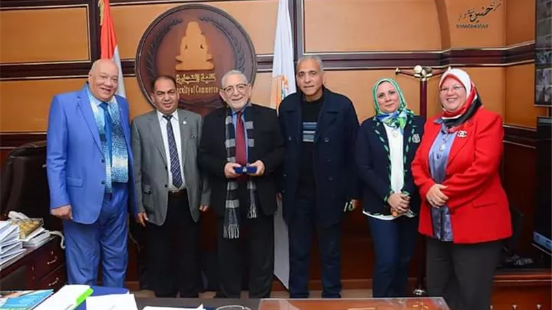 القيعي في ضيافة كلية التجارة جامعة المنصورة