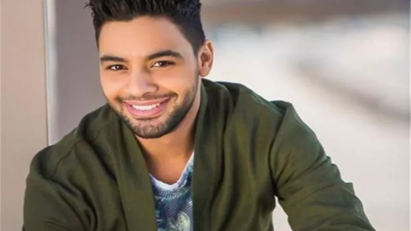 أحمد جمال يناشد وزير الطيران عودة الطيار الموقوف بسبب محمد رمضان للعمل