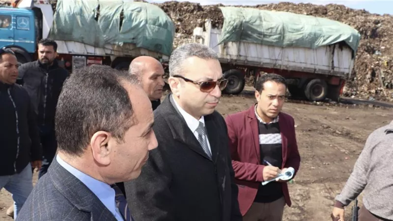 نائب المحافظ يلتقى وفد وزارة الإنتاج الحربى لتطوير مصنعي تدوير القمامة بالمحلة الكبرى ودفرة
