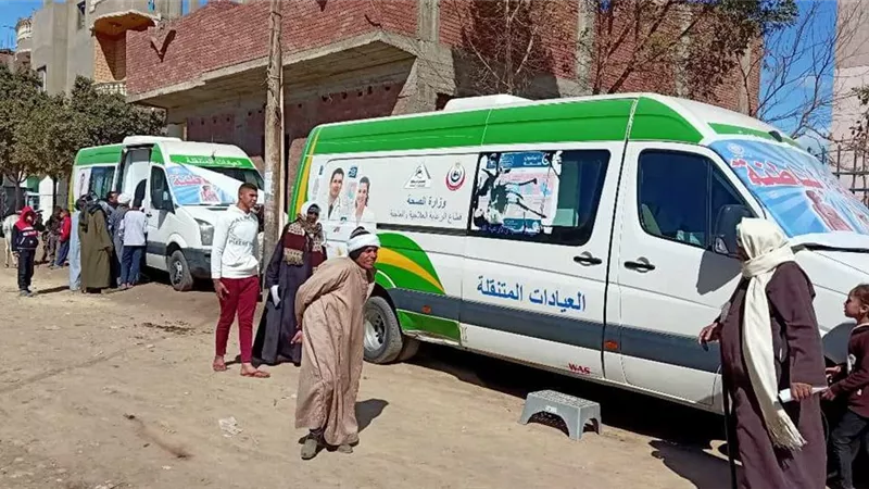 قوافل صحية بقرى العدوة بالمنيا