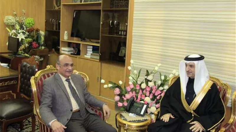 وزير العدل يلتقي السفير البحريني لبحث تعزيز التعاون القضائى بين البلدين
