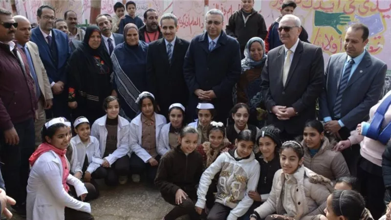 محافظ الغربية ونائبة يشهدان انطلاق مبادرة رئيس الجمهورية لعلاج أمراض سوء التغذية للطلاب