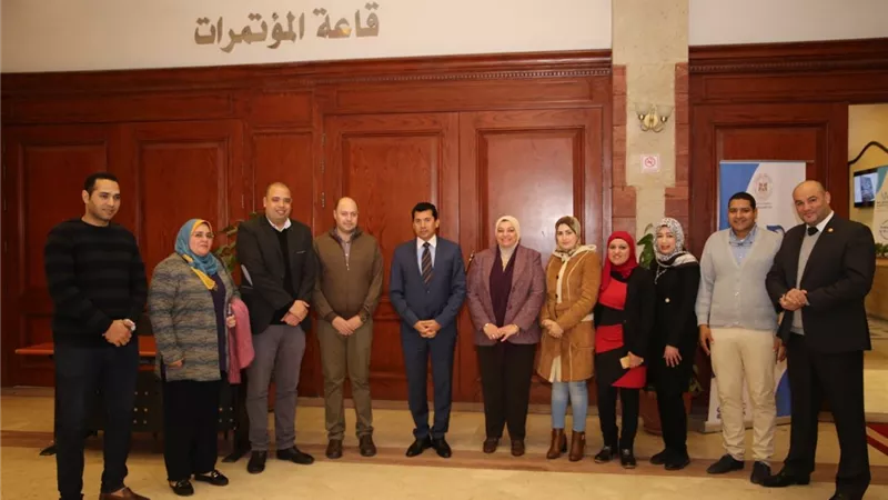 وزير الرياضة يستمع لأصحاب المبادارت الشبابية ببرنامج 