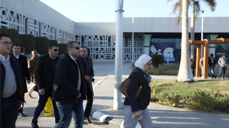 وزيرة الصحة تراجع الإجراءات بالحجر الصحي بمطار الأقصر الدولي