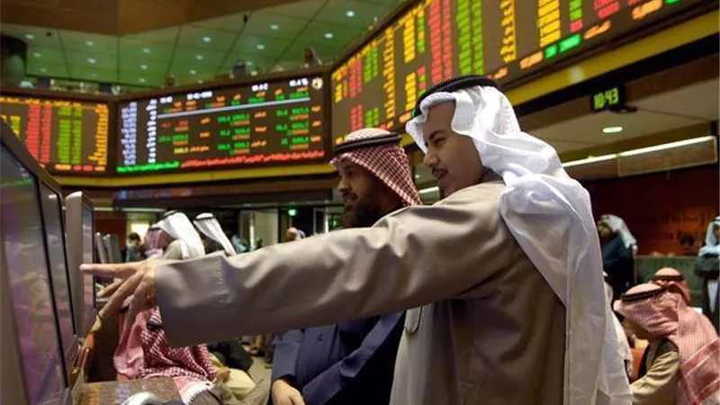 أسهم أسواق الخليج ترتفع بدعم من مكاسب دبى