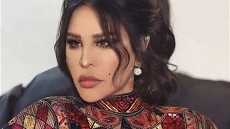 أحلام تدعم الفنانة جواهر بعد إصابتها بالسرطان