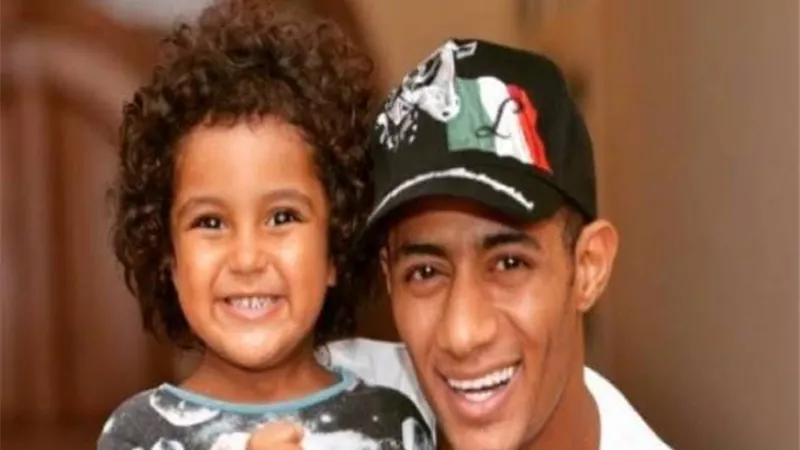 محمد رمضان وابنة من داخل طائرة خاصة يشعل السوشيال ميديا من جديد .. فيديو
