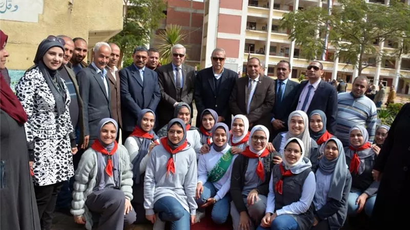 محافظ القليوبية يعلن دعمه للطلاب والمعلمين والعاملين لتأدية رسالتهم