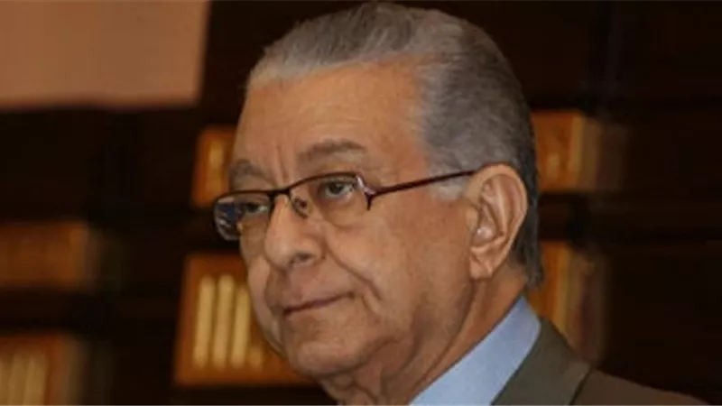 وفاة النائب العام الأسبق رجاء العربي
