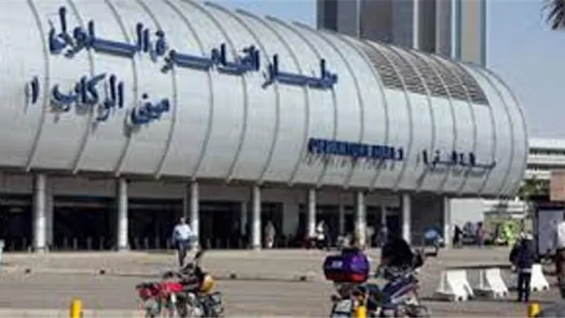 انتظام الحركة الجوية بمطار القاهرة رغم سوء الأحوال الجوية